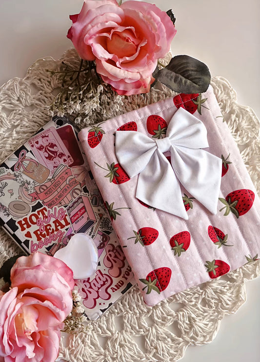 Berry Sweet Kindle Sleeve w/Bow