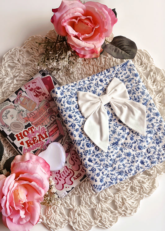 Vintage Bloom Kindle Sleeve w/Bow